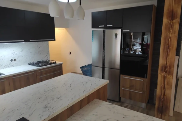 nabytek na m&iacute;ru_kafka